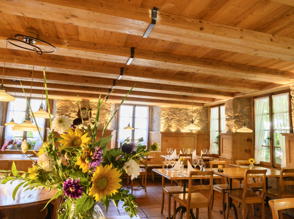 Schlosspintli Hotel 3 Sternen Brunegg Schlosspintli Hotel 3 Sternen Brunegg